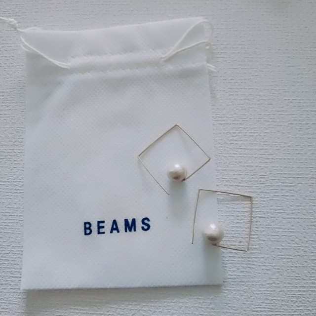 BEAMS(ビームス)のBEAMS　スクエア　パール　ピアス　ビームス レディースのアクセサリー(ピアス)の商品写真