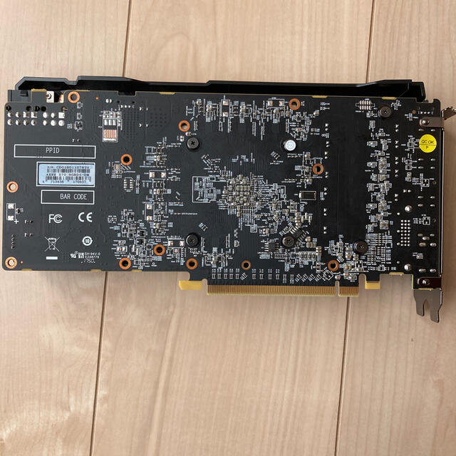 AMD RX570 8GB スマホ/家電/カメラのPC/タブレット(PCパーツ)の商品写真