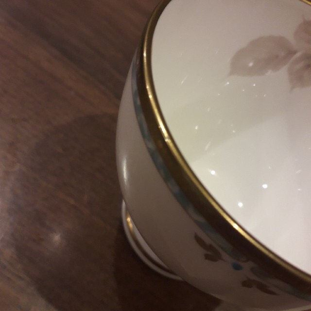 NARUMI(ナルミ)のNARUMI BONE CHINA ティーカップセット インテリア/住まい/日用品のキッチン/食器(食器)の商品写真