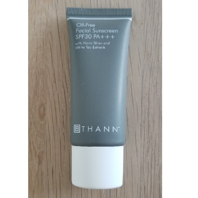 THANN(タン)のTHANN Oil-Free Facial Sunscreen 日焼け止め乳液 コスメ/美容のボディケア(日焼け止め/サンオイル)の商品写真