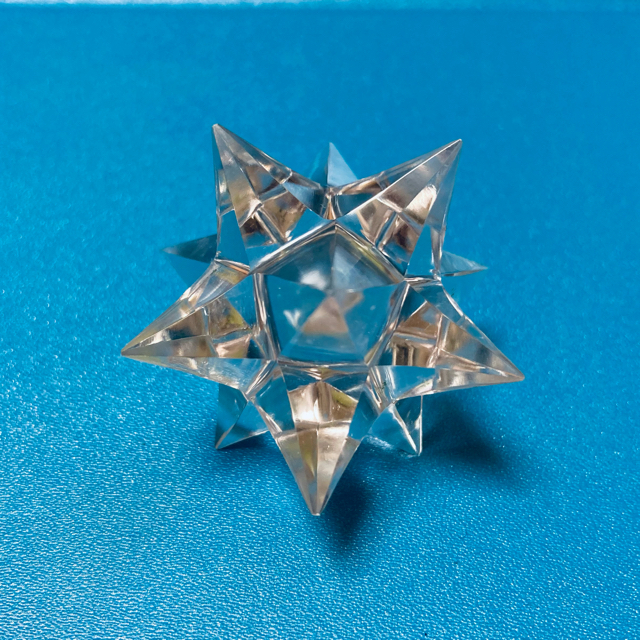 ガネッシュヒマール産ヒマラヤ水晶のスーパーマルカバスタ水晶