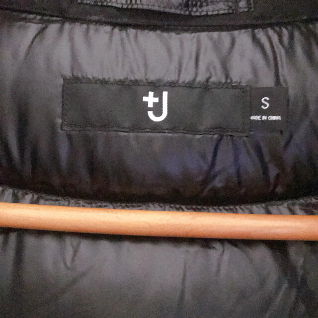 UNIQLO(ユニクロ)の【新品】ユニクロ +J ジルサンダー ハイブリッドダウンコート 黒S レディースのジャケット/アウター(ダウンコート)の商品写真