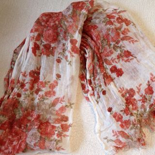 ローリーズファーム(LOWRYS FARM)の花柄ストール 美品(マフラー/ショール)