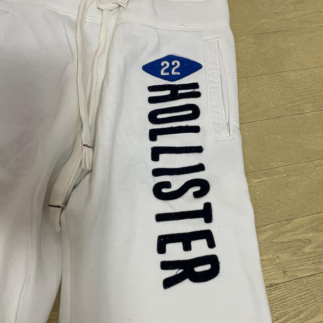 Hollister(ホリスター)のホリスター　白　ロゴジャージ レディースのパンツ(カジュアルパンツ)の商品写真