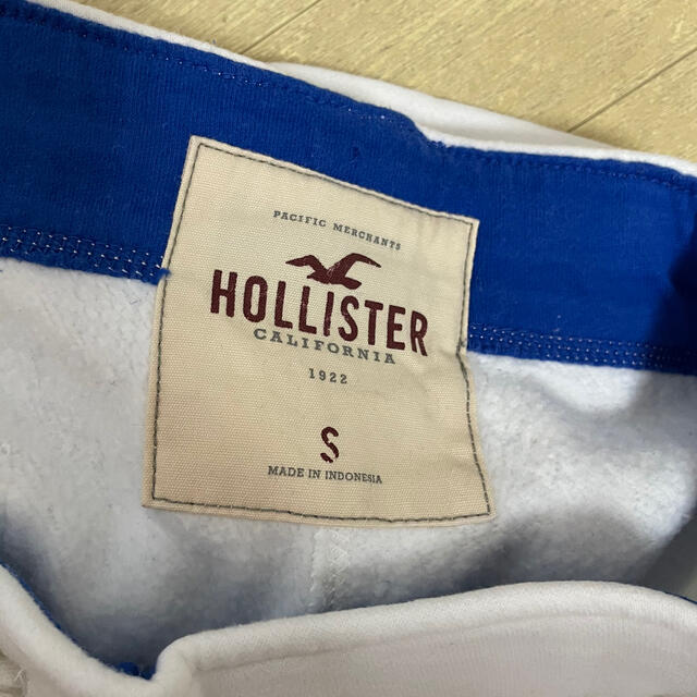 Hollister(ホリスター)のホリスター　白　ロゴジャージ レディースのパンツ(カジュアルパンツ)の商品写真