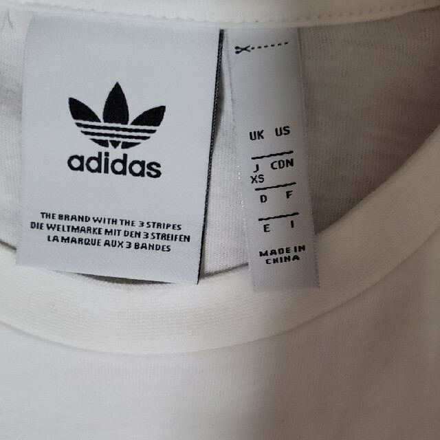 adidas(アディダス)のadidasロンT レディースのトップス(Tシャツ(長袖/七分))の商品写真