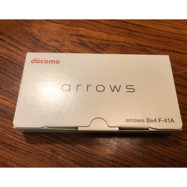 富士通(フジツウ)のarrows Be4 F-41A スマホ/家電/カメラのスマートフォン/携帯電話(スマートフォン本体)の商品写真