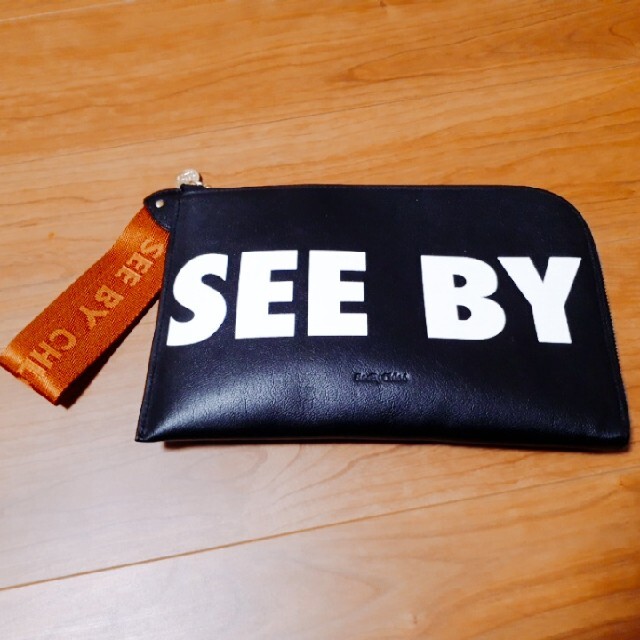 クラッチバッグ 新品未使用See By Chloeクラッチバック でのお買い物を