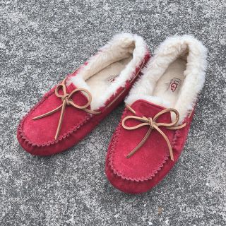 アグ(UGG)のアグ　25センチ　綺麗(スリッポン/モカシン)