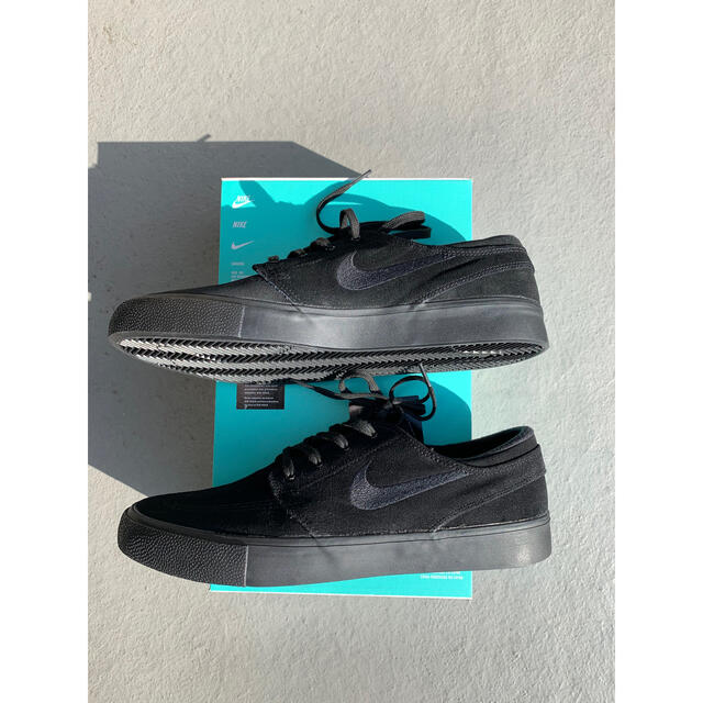 NIKE SB ナイキ ZOOM JANOSKI  ブラック　新品