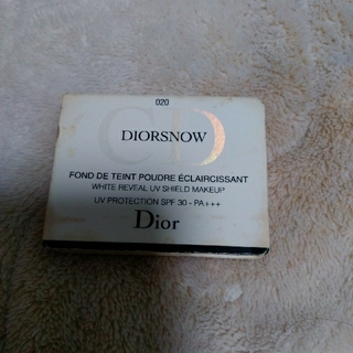 ディオール(Dior)のDior　スノーホワイトニング　ピュア　コンパクト(ファンデーション)