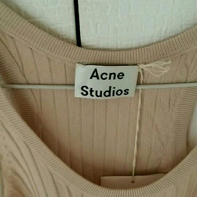 ACNE(アクネ)の☺のんさんお決まり☺ レディースのトップス(タンクトップ)の商品写真