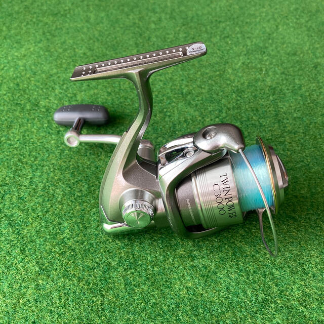 SHIMANO - シマノ(SHIMANO) ツインパワーC3000リールの+