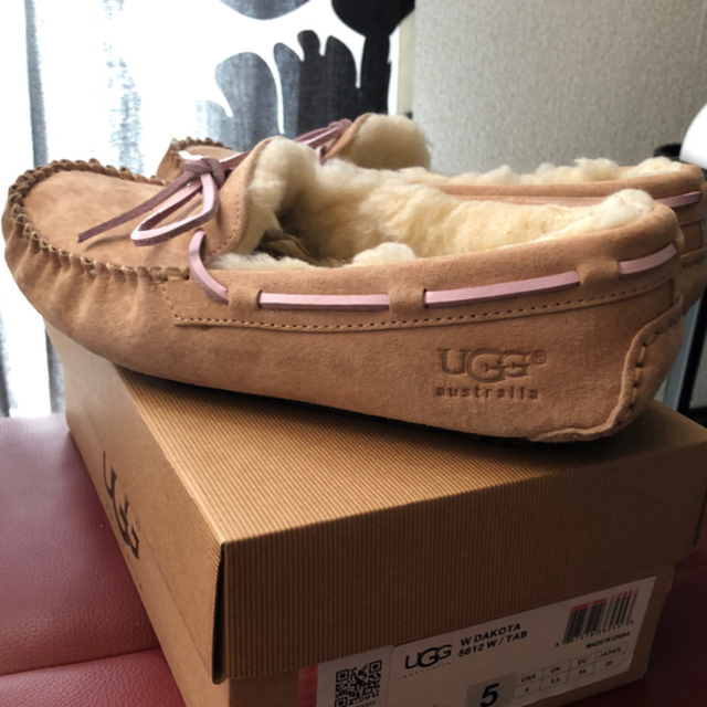 最終お値下げ　UGG シューズ