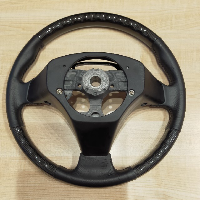 JZA80スープラ最終型 純正カーボンステアリングホイール JZA80スープラ最終型 純正カーボンステアリングホイール
