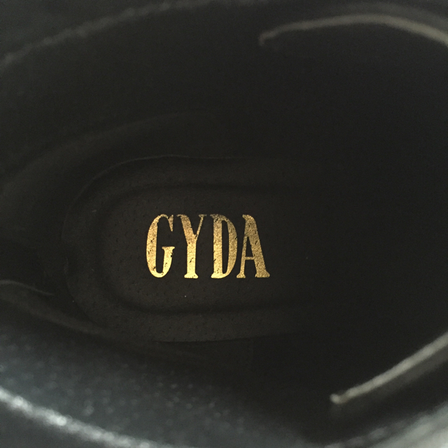 GYDA(ジェイダ)のGYDA合皮レースアップブーツ レディースの靴/シューズ(ブーツ)の商品写真