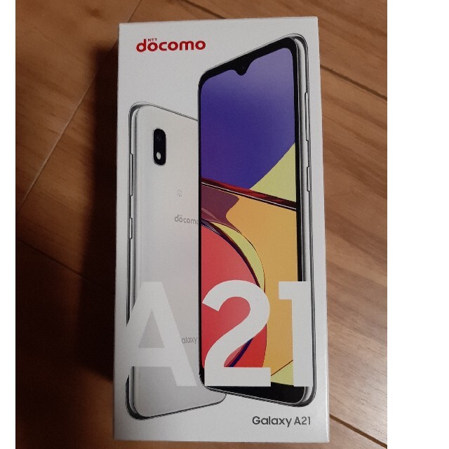 galaxy A21 docomo 新品未使用　simロック解除コード添付　白