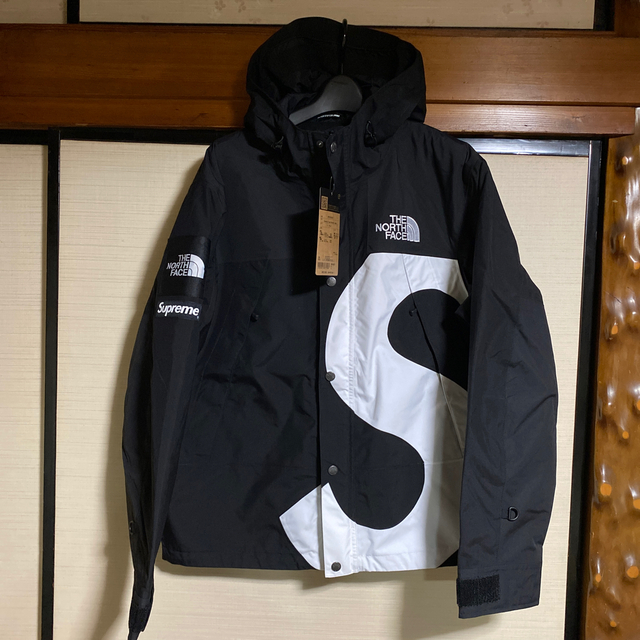 the north face×supreme マウンテンパーカー