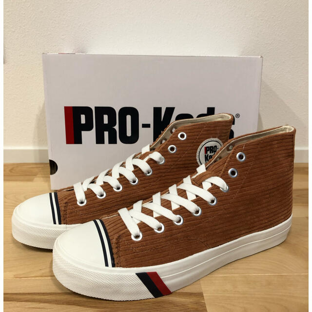 PRO-Keds(プロケッズ)のプロケッズ ロイヤルアメリカ　コーデュロイ　27.5cm ブラウン メンズの靴/シューズ(スニーカー)の商品写真