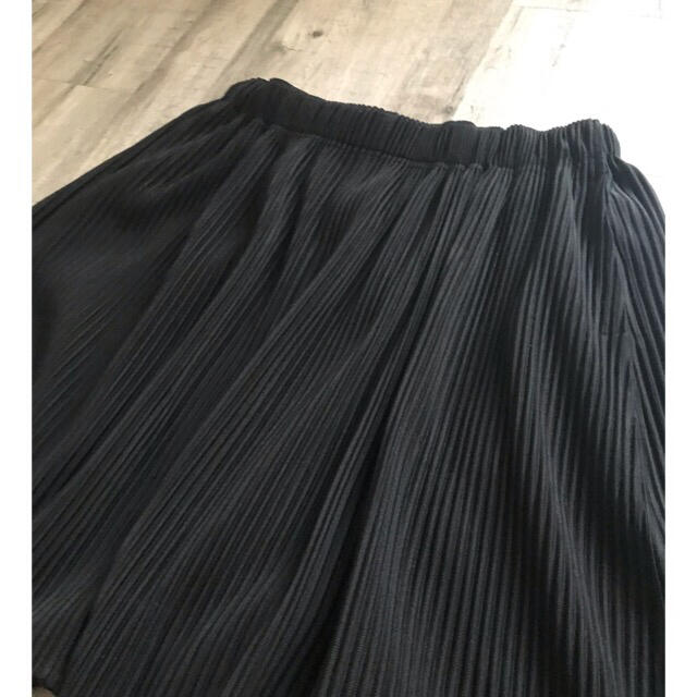 homme plisse ISSEY MIYAKE ワイド ストレートパンツ 黒-