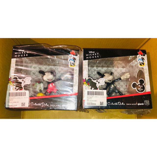 MEDICOM TOY(メディコムトイ)のVCD THROW MICKEY NORMAL Ver. & B/W Ver. エンタメ/ホビーのおもちゃ/ぬいぐるみ(キャラクターグッズ)の商品写真