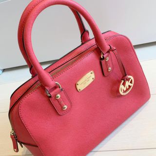 マイケルコース(Michael Kors)のマイケルコース　バッグ(ハンドバッグ)