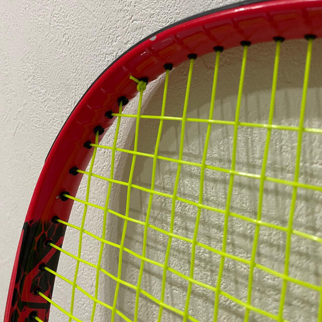 YONEX(ヨネックス)のYONEX VCORE sv100s 輸入並行品 スポーツ/アウトドアのテニス(ラケット)の商品写真