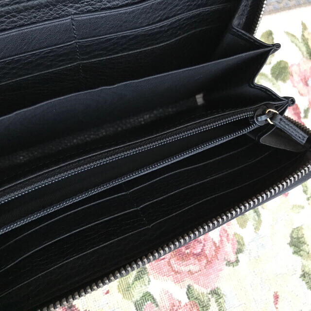 Gucci(グッチ)の【12/1までお取り置き　Kitty☆様専用】GUCCI 長財布 レディースのファッション小物(財布)の商品写真