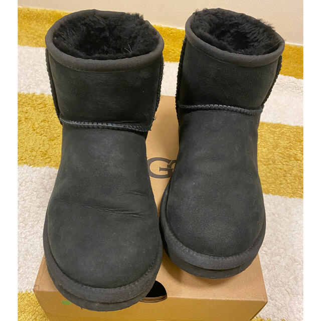 UGG ムートンブーツ　ミニ 1