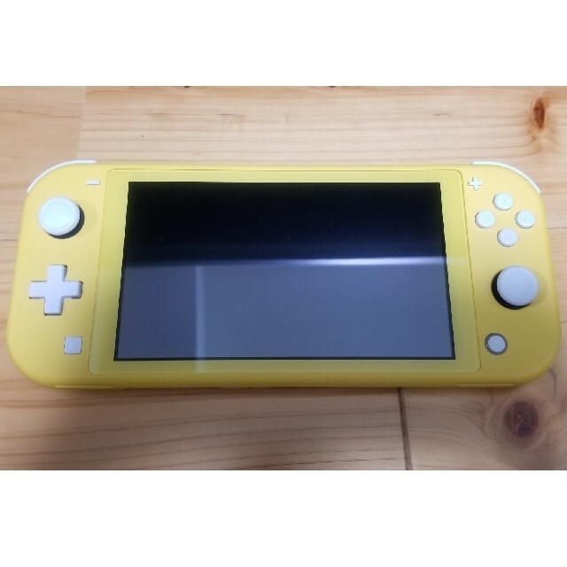 Nintendo Switch(ニンテンドースイッチ)の「ゆいちご様専用」Nintendo Switch Lite イエロー エンタメ/ホビーのゲームソフト/ゲーム機本体(携帯用ゲーム機本体)の商品写真