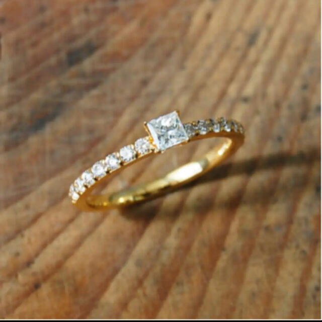 直接買 Avaron K18 Princess Ring | www.butiuae.com