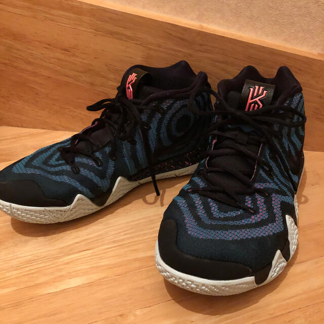 完売品 NIKE ナイキ KYRIE カイリー４ EP バッシュ NBA