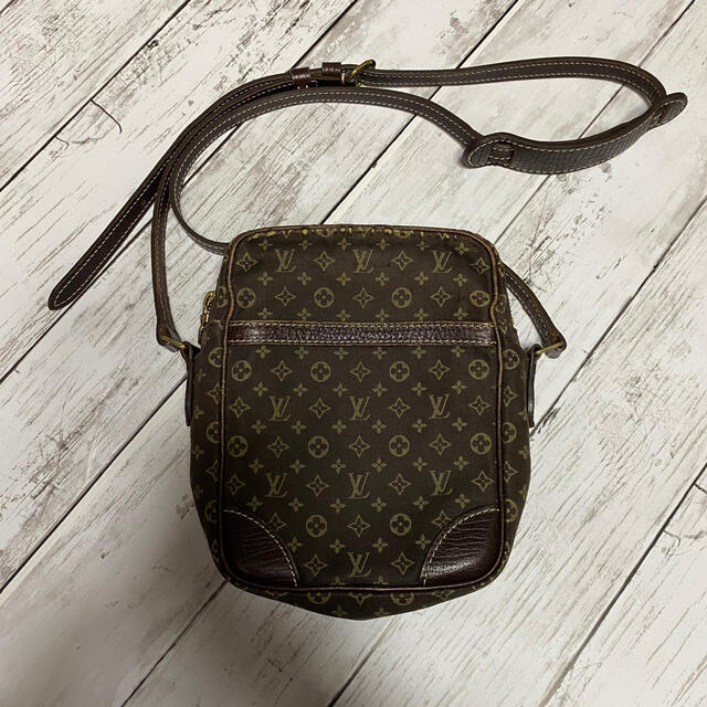 総合福袋-LOUIS VUITTON - LOUIS VUITTON ダヌーブショルダーバッ•ク