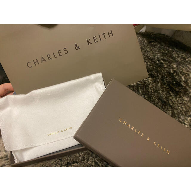 Charles and Keith(チャールズアンドキース)の【SALE】チャールズアンドキース　ショッパー&BOXセット レディースのバッグ(ショップ袋)の商品写真