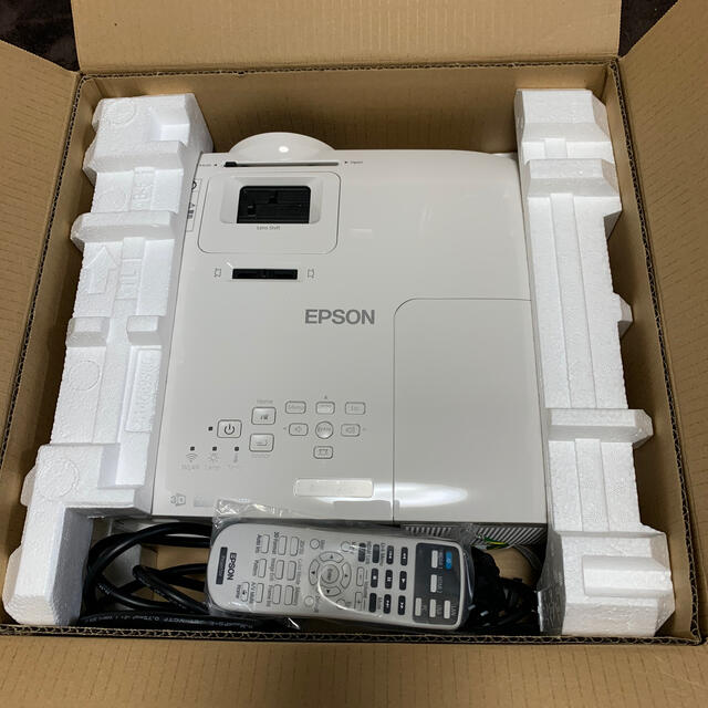 EPSON プロジェクター EH-TW5650