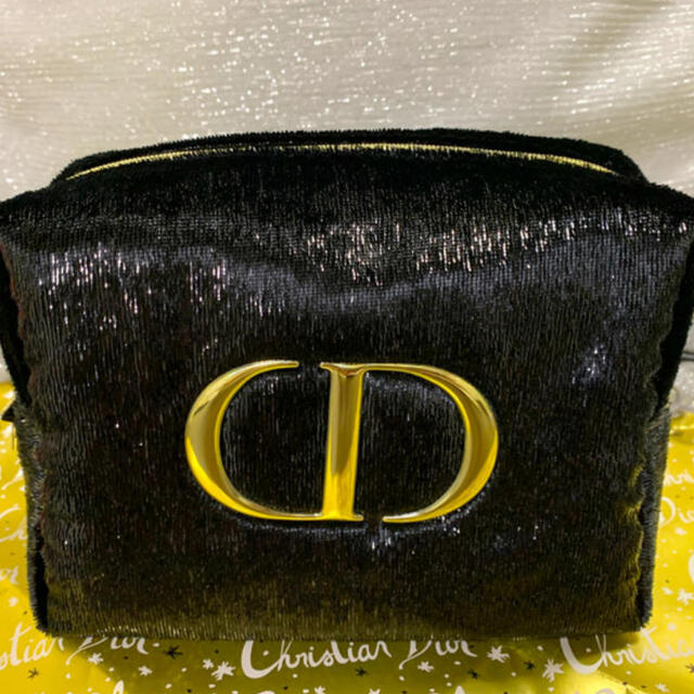 Dior(ディオール)の(限定値下げ)ディオール クリスマスオファー ノベルティ ポーチ 新品未使用品 レディースのファッション小物(ポーチ)の商品写真