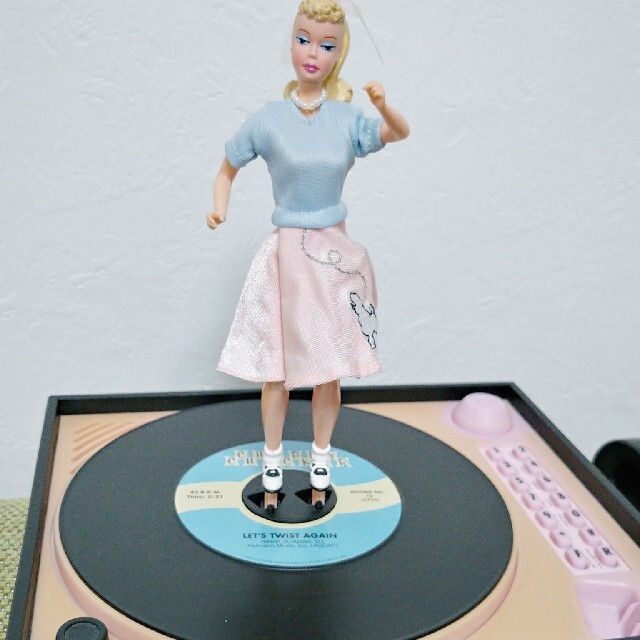 Barbie バービー　電話