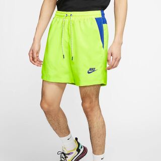 ナイキ(NIKE)の新品未使用 NIKE ショートパンツ ウィンドランナー Lサイズ(ショートパンツ)