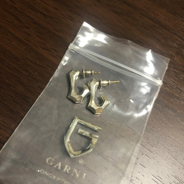 GARNI(ガルニ)のGARNI ピアス メンズのアクセサリー(ピアス(両耳用))の商品写真