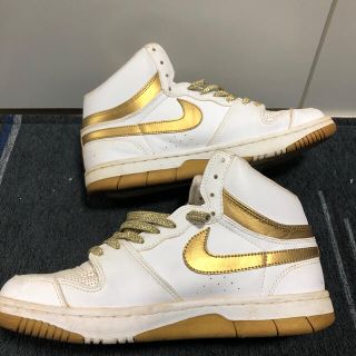 ナイキ(NIKE)のナイキ　NIKE スニーカー　コートフォース　レア　金　ゴールド(スニーカー)