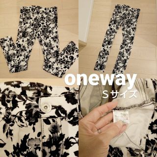 ワンウェイ(one*way)のoneway花柄パンツ♡(デニム/ジーンズ)