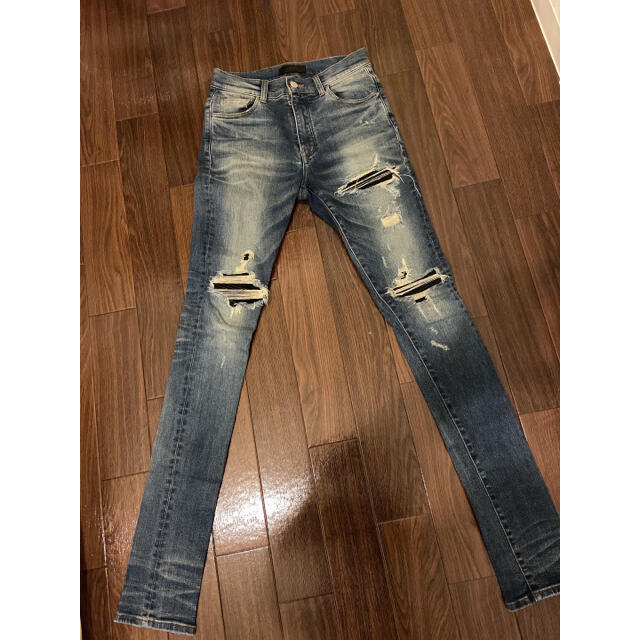 amiri バイカークラッシュデニム 最終安値!-