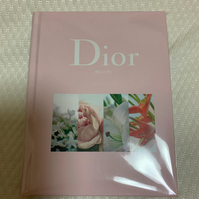 Dior(ディオール)のDior BEAUTY ノート エンタメ/ホビーの本(ファッション/美容)の商品写真