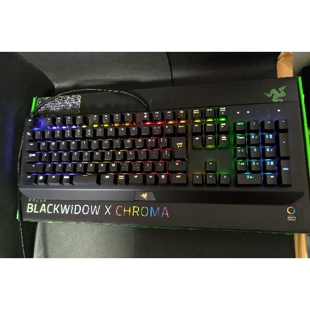 Razer BLACKWIDOW X CHROMA ゲーミングキーボード