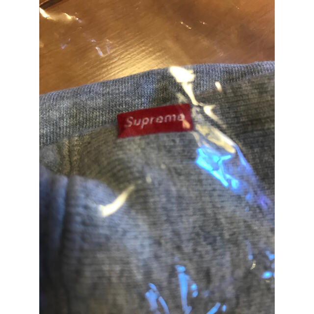 Supreme(シュプリーム)の【新品】Supreme Cutout Letters Hooded L メンズのトップス(パーカー)の商品写真