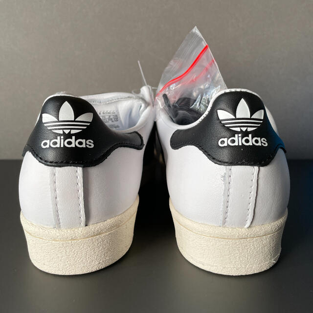 adidas(アディダス)のkさま専用！adidas SUPERSTAR LACELESS レディースの靴/シューズ(スニーカー)の商品写真