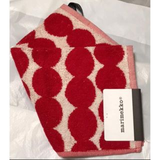 マリメッコ(marimekko)の未使用　タグ付き　マリメッコ  ハンドタオル(ハンカチ)