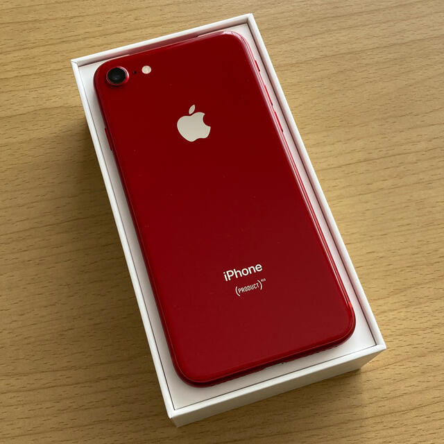 Apple(アップル)の【美品】iPhone8 PRODUCT RED 64GB SIMフリー版 スマホ/家電/カメラのスマートフォン/携帯電話(スマートフォン本体)の商品写真