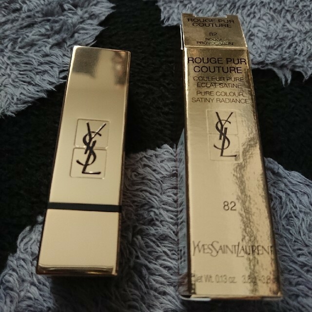 Yves Saint Laurent Beaute(イヴサンローランボーテ)のイヴ・サンローラン ルージュピュールクチュールNo.82 コスメ/美容のベースメイク/化粧品(口紅)の商品写真