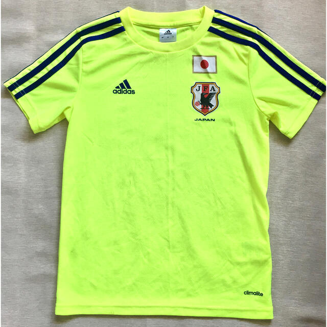 adidas(アディダス)のadidas Tシャツ 蛍光黄色 140 キッズ/ベビー/マタニティのキッズ服男の子用(90cm~)(Tシャツ/カットソー)の商品写真